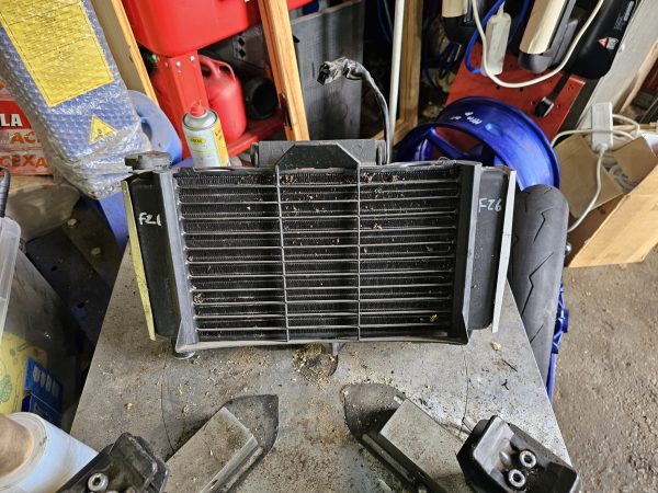 radiador agua yamaha fz6