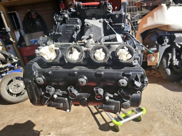 motor suzuki gsr 750 - Imagen 5