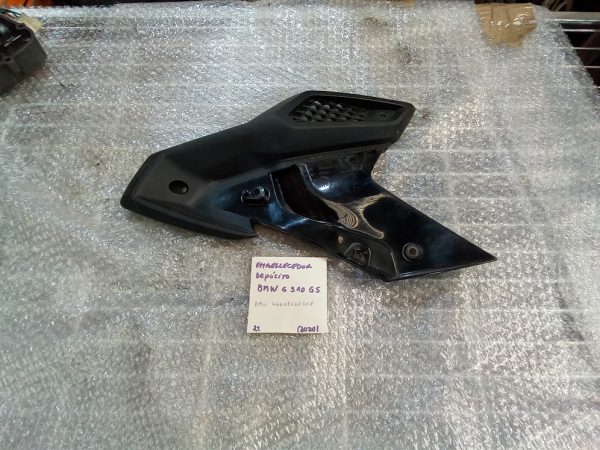 BMW G 310 GS TAPA EMBELLECEDOR DEPOSITO
