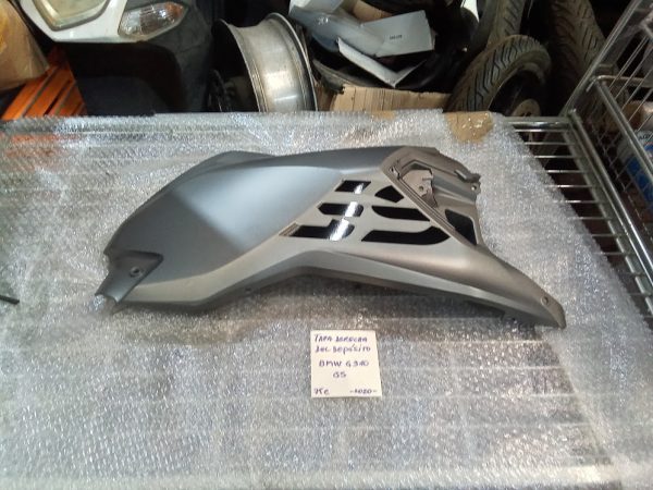 BMW G 310 GS TAPA DERECHA DEPOSITO - Imagen 2