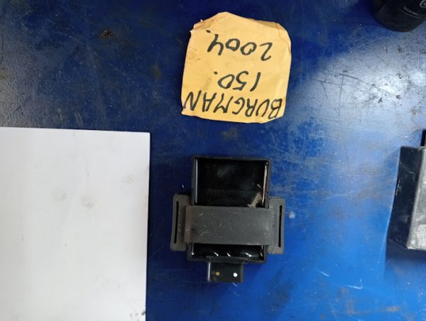 CDI ECU CENTRALITA SUZUKI BURGMAN 150 - Imagen 4