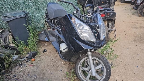 SILENCIOSO PEUGEOT SATELIS 125 - Imagen 2
