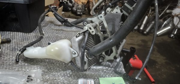 Radiador agua yamaha tmax 530 - Imagen 2