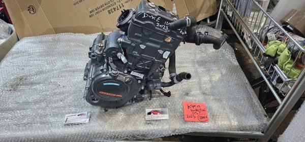 motor ktm duke 125