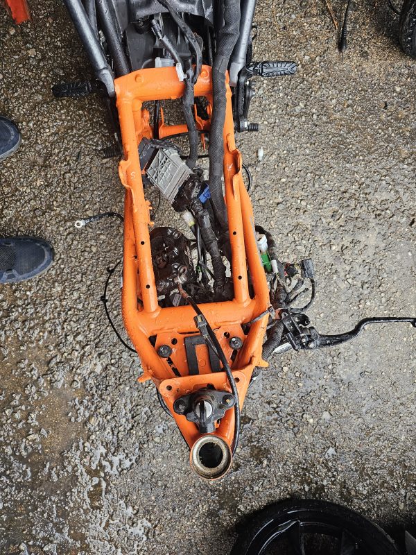 Chasis ktm duke 125 - Imagen 4