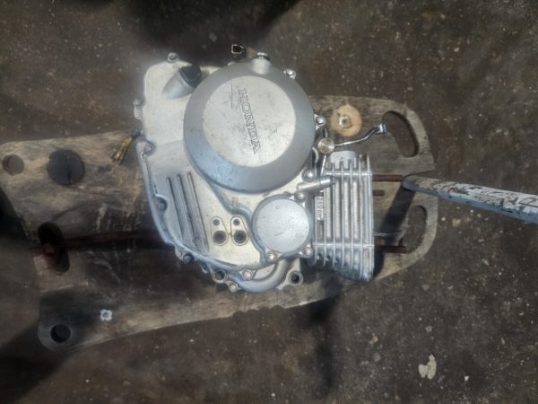 BLOQUE MOTOR HONDA CBF C250
