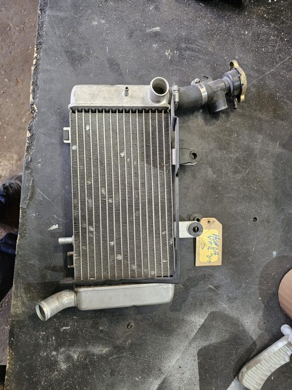 radiador honda vfr 800 derecho