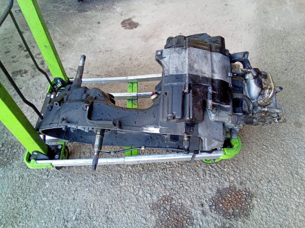 Motor honda forza 250