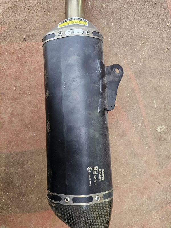 20250912_185236 Linia escape akrapovic yamaha mt125