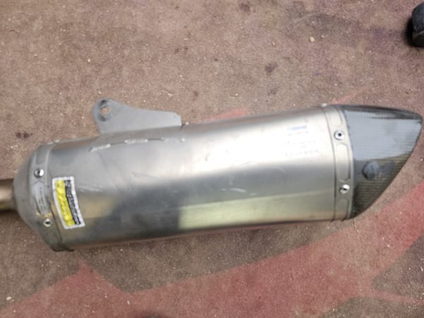 Escape akrapovic titanio yamaha mt125 - Imagen 7