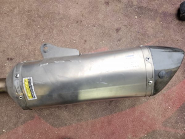 Escape akrapovic titanio yamaha mt125