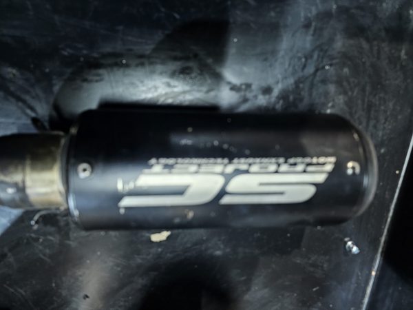 Escape completo colector y silencioso yamaha mt09