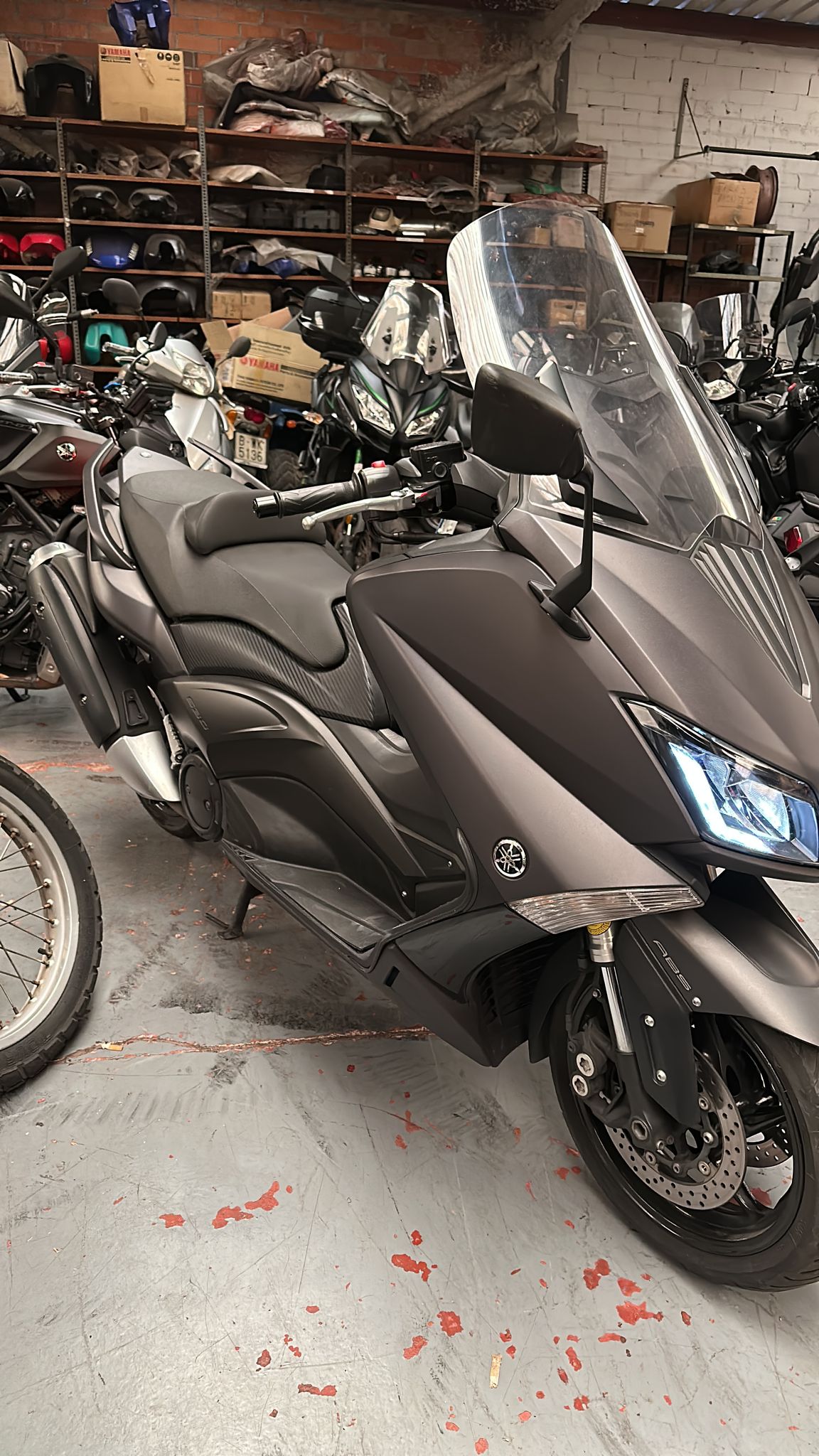YAMAHA TMAX 530