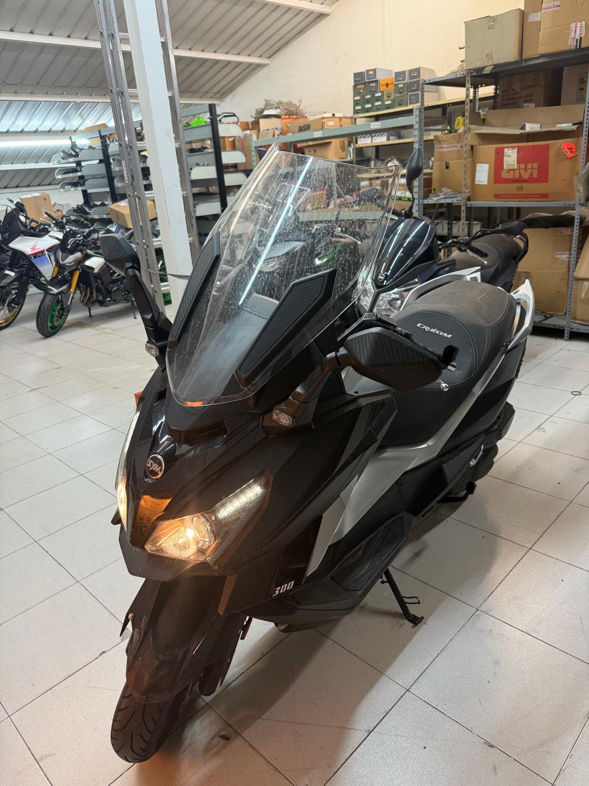 SYM CRUISYM 300 - Imagen 3