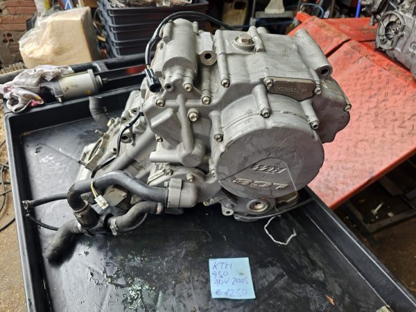 Motor ktm 950 adventure
