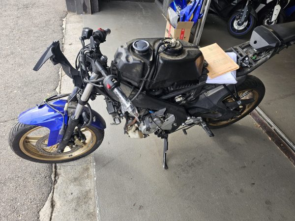 Motor yamaha yzfr 125