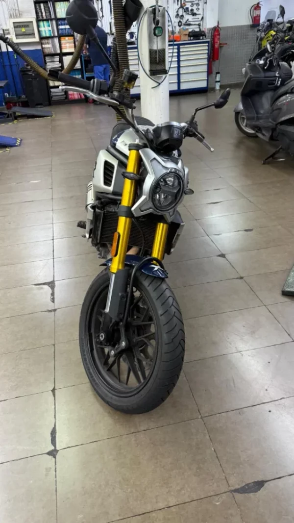 CF MOTO HERITAGE CLX 700