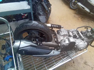 Motor kymco ak 550