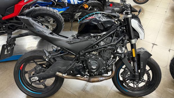 CF MOTO NK 450 SINIESTRADA