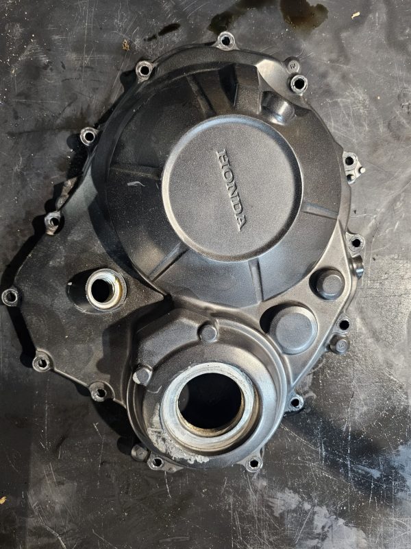 Tapa enbrague honda cb650r