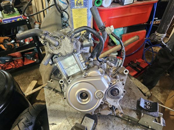 motor yamaha yzfr 125