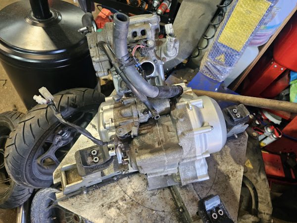 motor yamaha yzfr 125