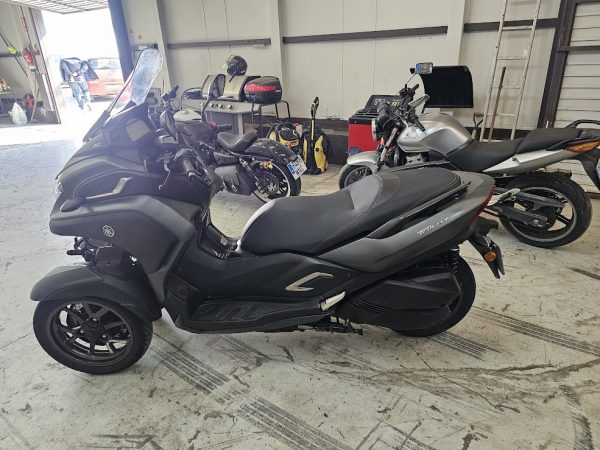 Yamaha tricity 300