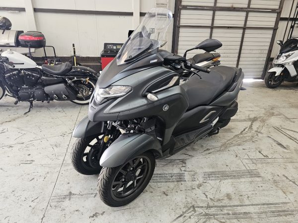 Yamaha tricity 300