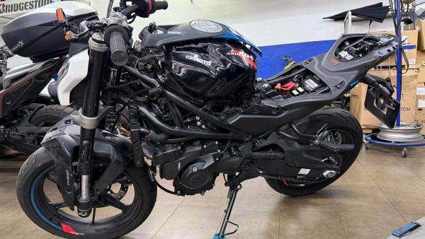 CF MOTO NK 450 SINIESTRADA