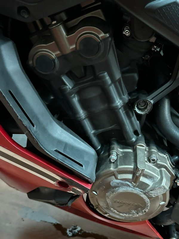 HONDA CBR650R SINIESTRADA