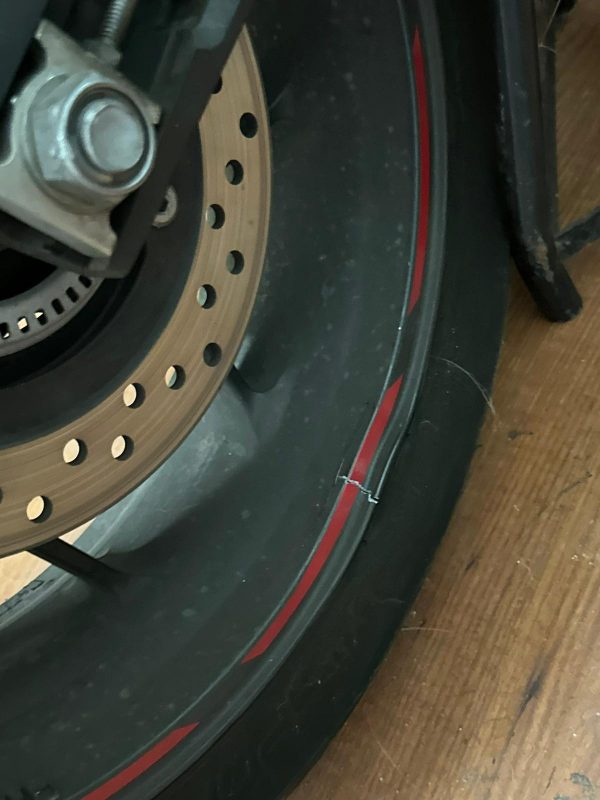 HONDA CBR650R SINIESTRADA