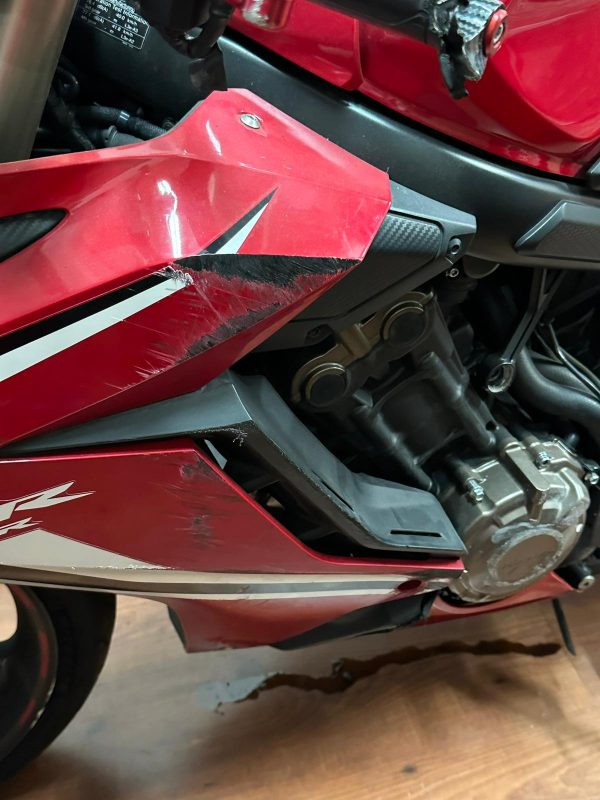 HONDA CBR650R SINIESTRADA