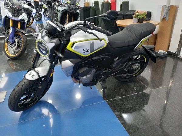 CF MOTO CLX 300