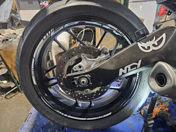 20260305_185844 llanta trasera yamaha mt07