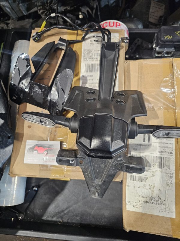 Portamatricula yamaha mt07