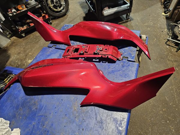 3 TAPAS DEPOSITO YAMAHA MT07