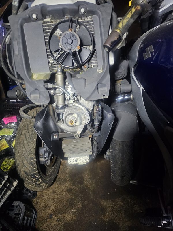 20260318_163416 Motor roll lock estabilizador mp3 300 lt ie