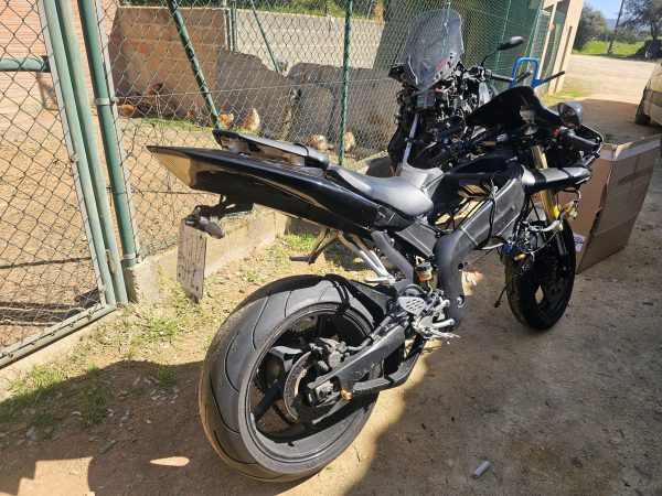 Yamaha r1 motor roto