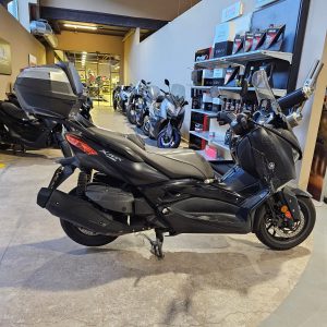 Yamaha xmax 400 iron max