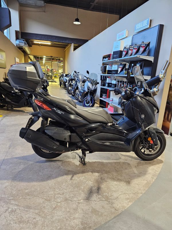 Yamaha xmax 400 iron max