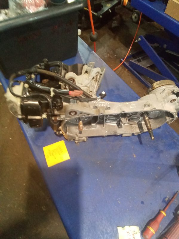 Motor honda vision 110