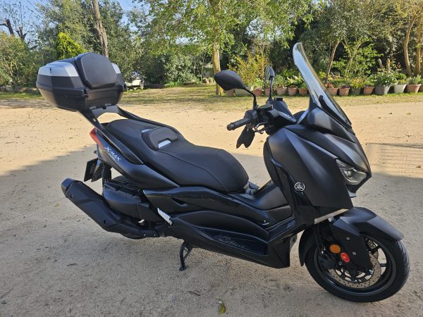 Yyamaha xmax 400 iron max