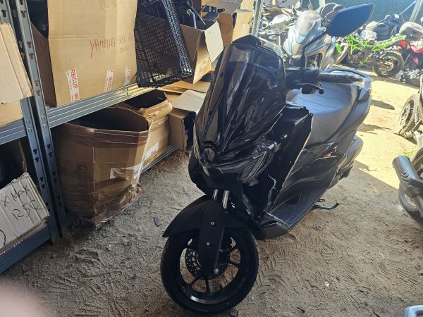 Yamaha nmax 125 siniestrada