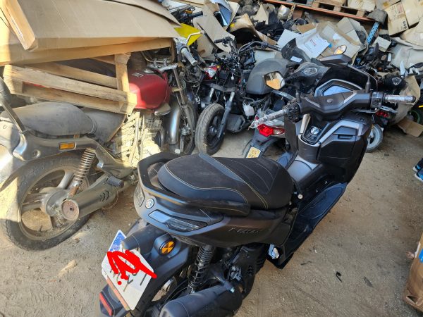 Yamaha nmax 125 siniestrada
