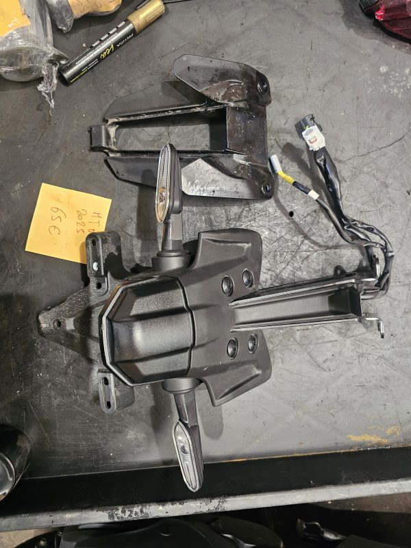 Portamatricula yamaha mt07