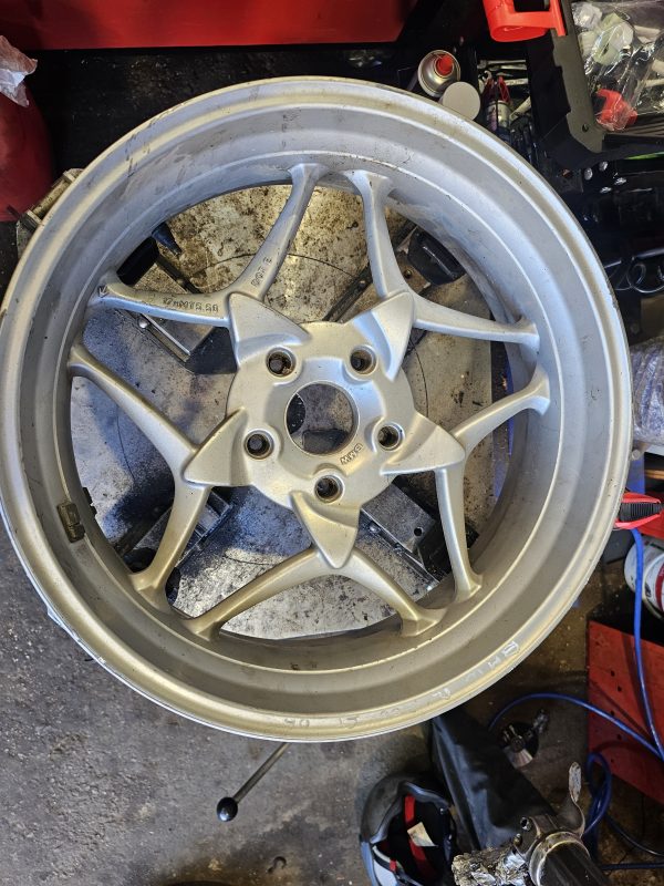 Llanta bmw r1200st
