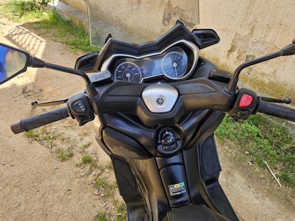 YAMAHA XMAX 125 ABS