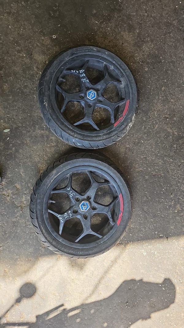 Kit 3 llantas piaggio mp3 350