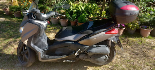 YAMAHA XMAX 125