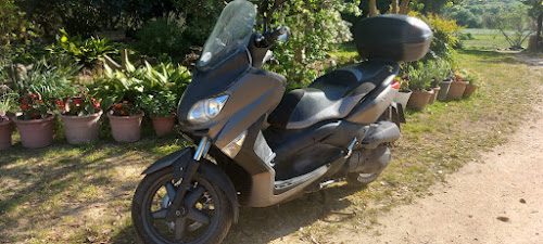 YAMAHA XMAX 125